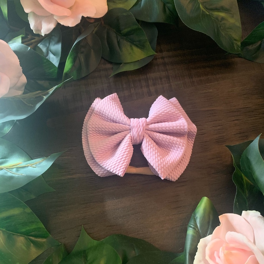 Big bow nylon headband.